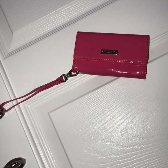 Phone case - Picture 2 of 3